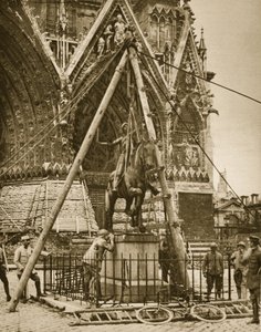 兰斯大教堂，确保青铜雕像，1914-19 作者 法国摄影师